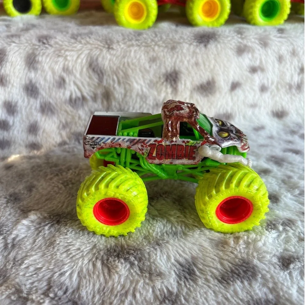 Monster Jam Zombie Monster Truck 1:64 Scale Die-Cast Toy Green Neon Tires